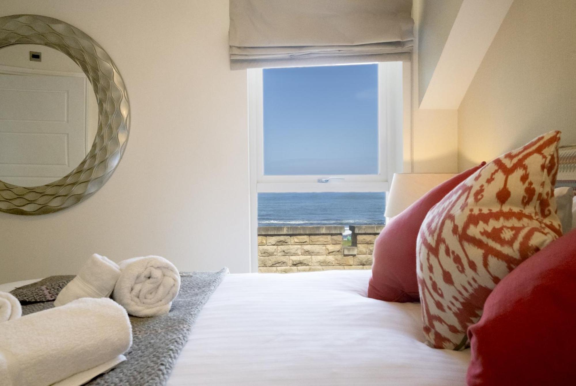 Northern Hideaways, Seascape Holiday home Seahouses